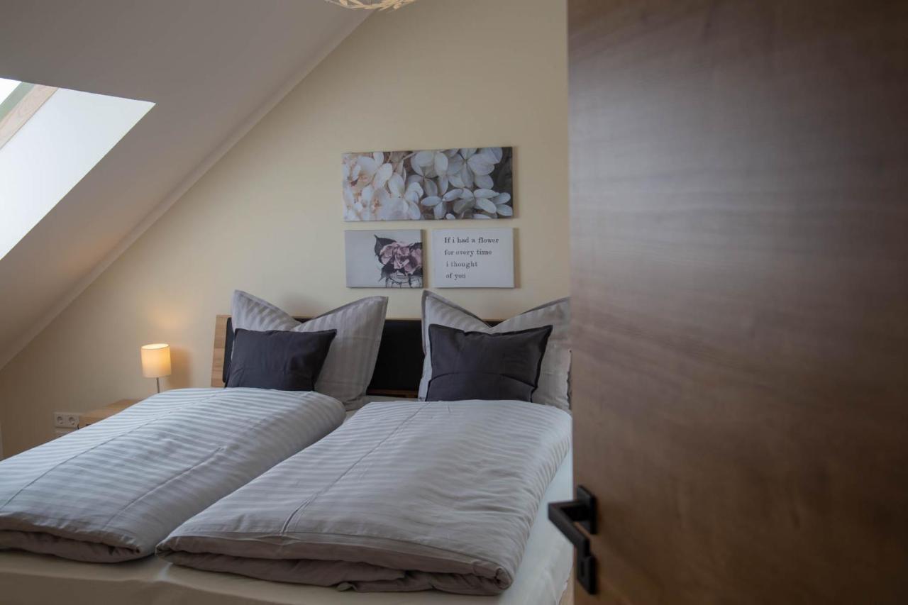 Ferienhaus Moselhoehe -Neu- Traben-Trarbach Bagian luar foto