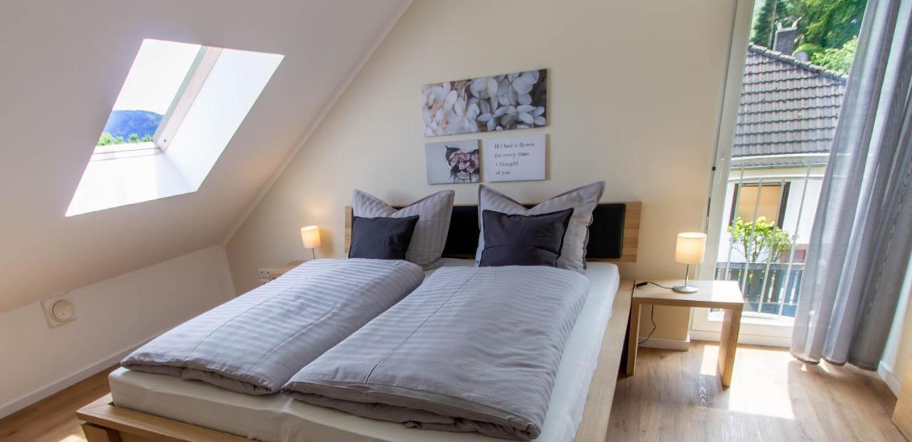Ferienhaus Moselhoehe -Neu- Traben-Trarbach Bagian luar foto